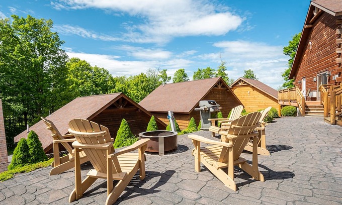 McHenry Cabina | Mountainside Cabin 51L