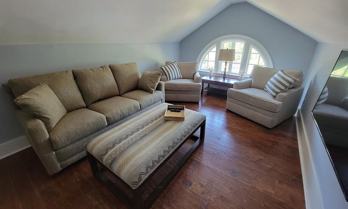 South Kortright Cama Y Desayuno | Cozy bed & breakfast in marvelous South Kortright with WiFi, AC