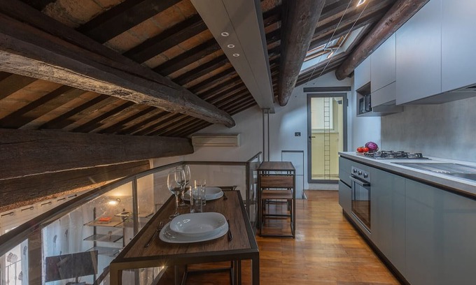 Ferrara Historic Centre Apartamento | Piazza Trento Trieste Il Listone Exclusive Apt
