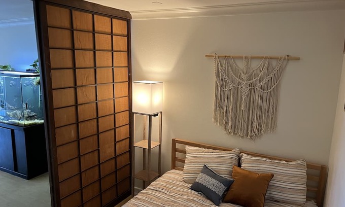 Santa Ana Heights Condominio | "Beachside Bliss: Your Newport Beach Retreat