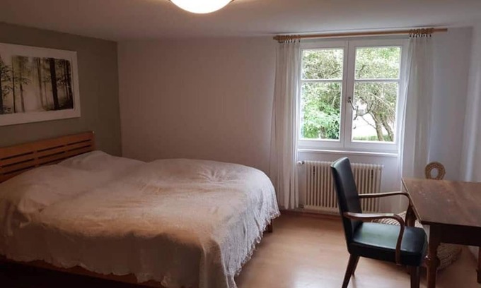 Dornbirn Apartamento | Apartment 'Ferienwohnung Am Hatlerbrunnen' with Mountain View, Shared Garden and Wi-Fi
