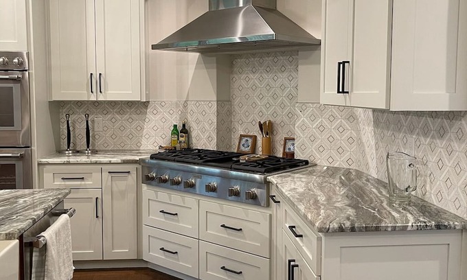 Barton Creek Lakeside Casa | Beautiful new home in Spicewood!