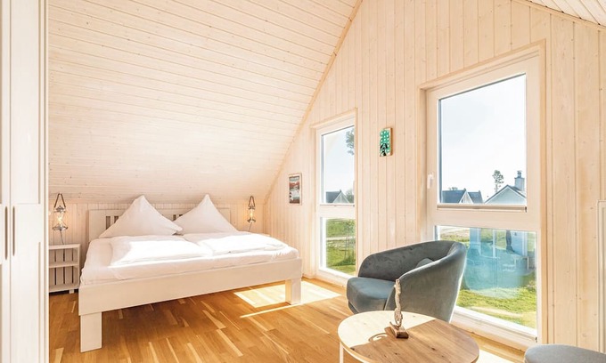 Olpenitz Casa | Snorri´s Stuga - Freistehendes Haus, Infrarot-sauna, Kamin, Badewanne, Terrasse