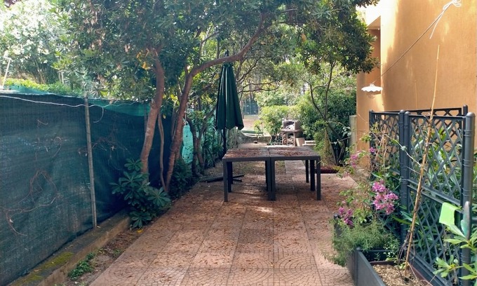Giannella Casa | Holiday Home 'Residence Giannella - Gardenia 12' with Private Garden