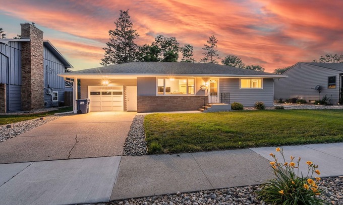 Sioux Falls Casa | Spacious 4BR Home Near Hospitals & Universities