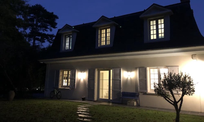 Maisons-Laffitte Casa | Beautiful house at 20 minutes from Paris!