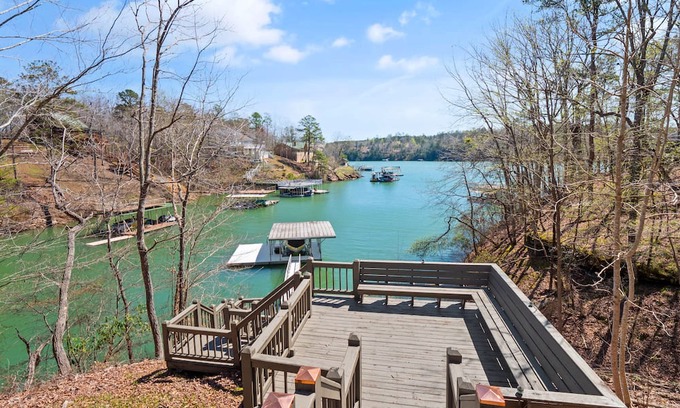 Houston Casa | Smith Lake Getaway - Tranquil property on quiet cove