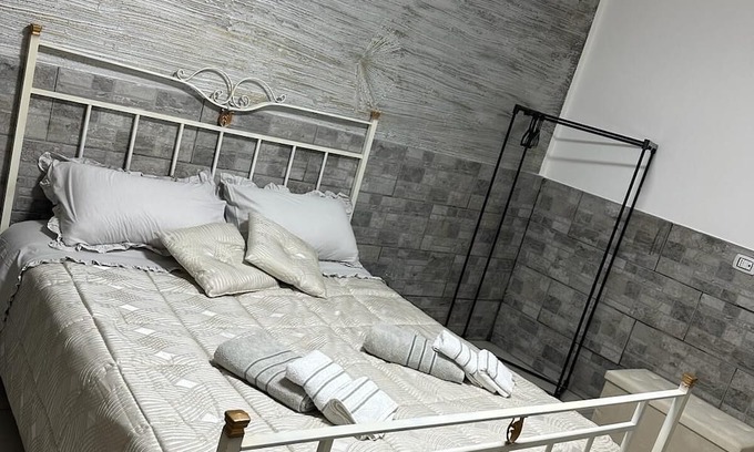 Borgo Vecchio Casa | The Cousins' House