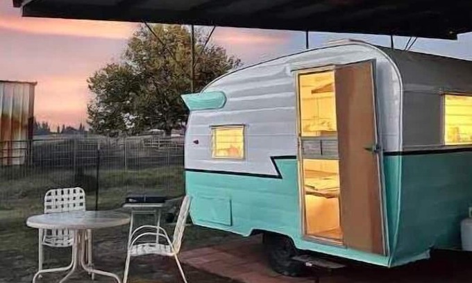 Sanger Casa | Wagon Wheel Ranch Cowboy Camper.