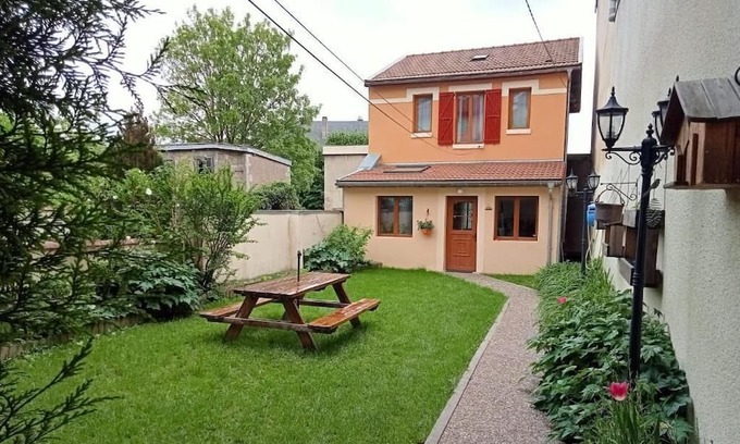 Verdun Casa | Maison Charmante Avec Option Barque -gite Embarqué