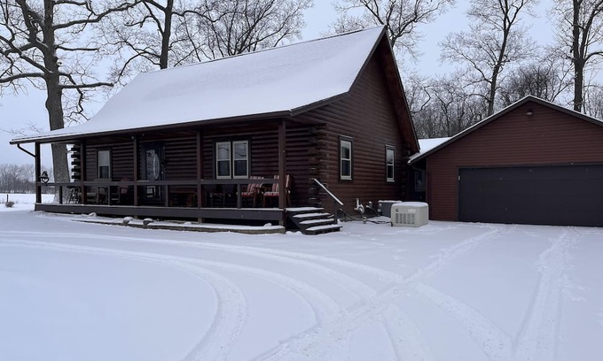 Geneseo Cabina | The Cozy Cabin On Long Point