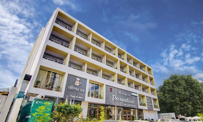 New Digha Hotel | Super OYO Palette - The Piku's Paradise