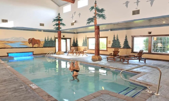 St. Joseph Casa | Taste of Wild West with Modern Twists - Breakfast Included | 4 Units