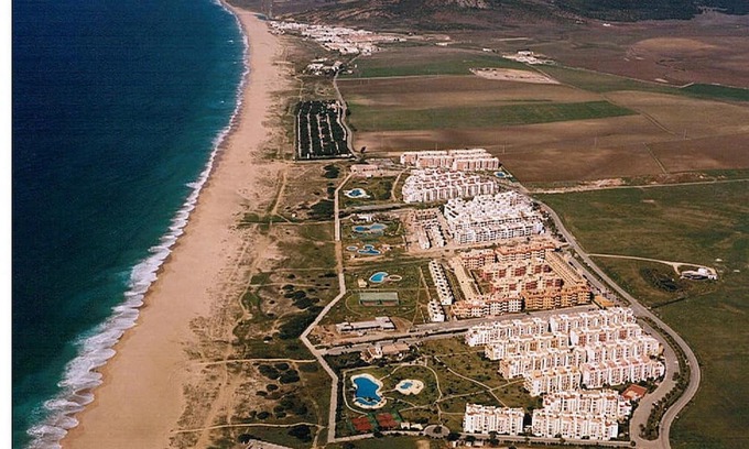 Atlanterra Apartamento | Apartment Zahara de los Atunes, 2 bedrooms, 5 persons