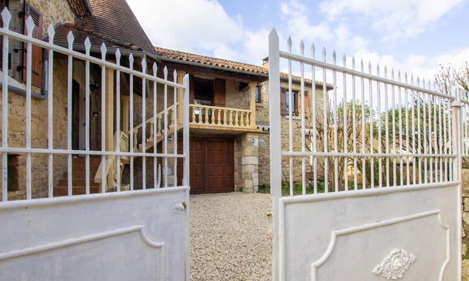Eyzerac Cabaña | Gite Eyzerac, 2 bedrooms, 4 persons