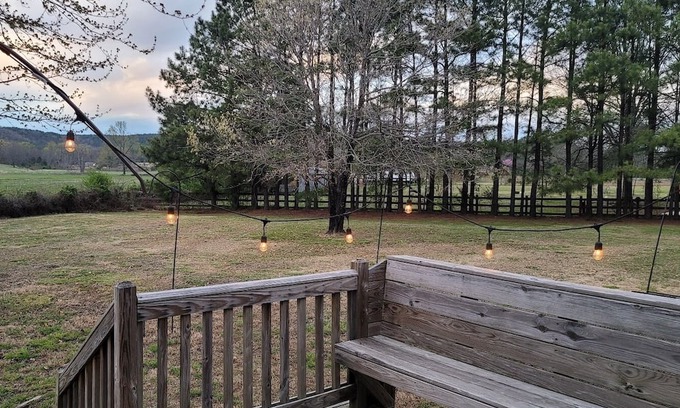 Quitman Casa | Eclipse by the lake or at this beautiful home with 3 acres.