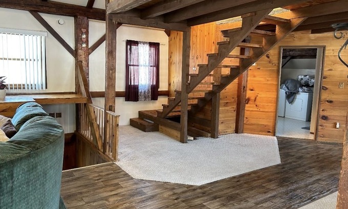 Deer River Casa | Brantingham Ice Barn
