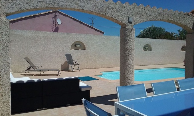 Argeliers Casa | Stunning private villa for 8 people with A/C, WIFI, private pool, TV, patio and parking