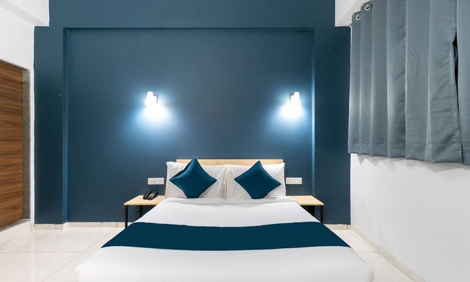 Knowledge Park III Hotel | Collection O Shreya Residency