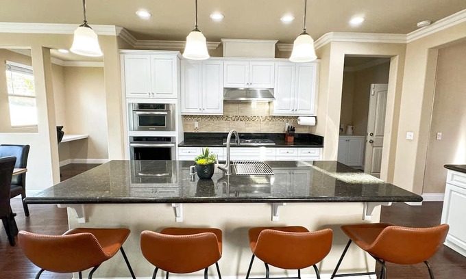 Eastvale Casa | Cozy Stay Near Med Center Ideal for Long Visits