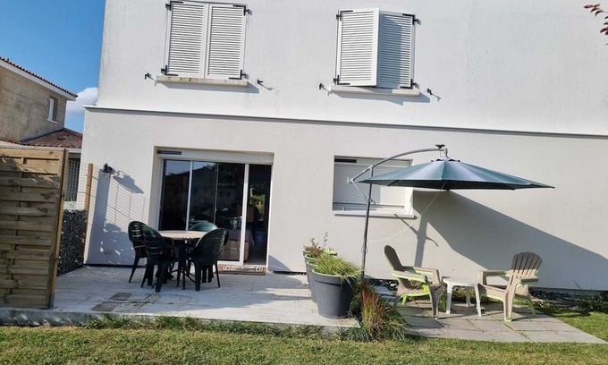 Medis Apartamento | Homerez - Apartement 4 km away from the beach for 2 ppl. with garden at Médis