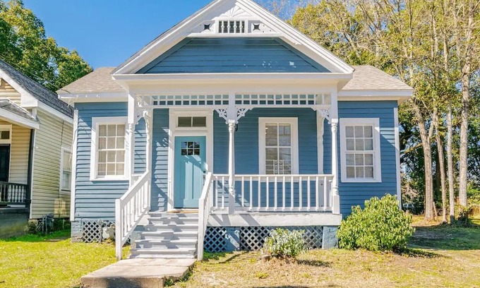 Mobile Casa | Southern Charm on Charles