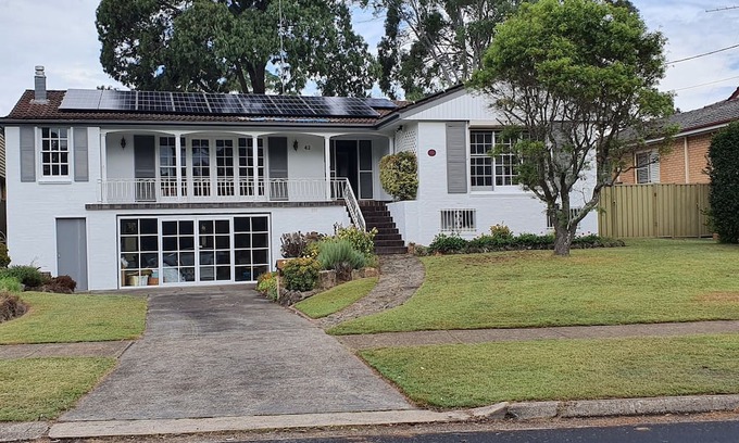 Baulkham Hills Casa | Great Holiday home in Nort-west of Sydney