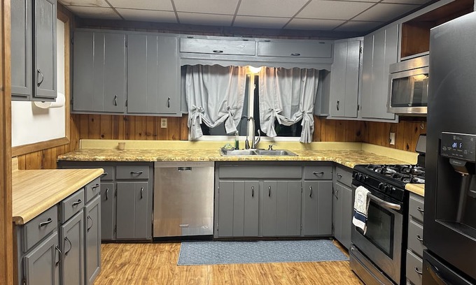 Binghamton Casa | Welcoming 2-bedroom house with feel like your house Binghamton