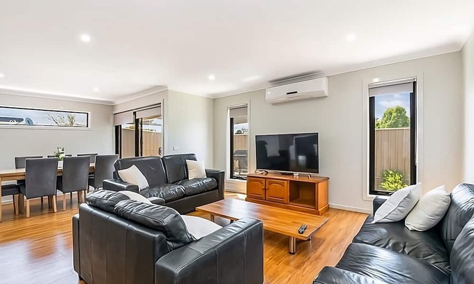 Jackass Flat Casa | A Home in Averys Ideal for a Group or a Family