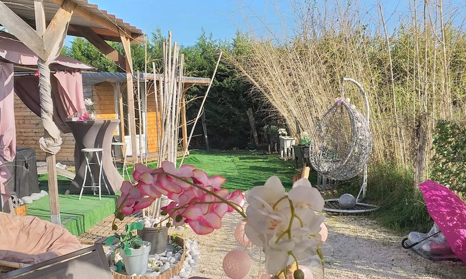 Montpouillan Casa | Holiday Home 'Le Refuge Zen Et Bien-être' with Private Pool, Private Terrace and Wi-Fi