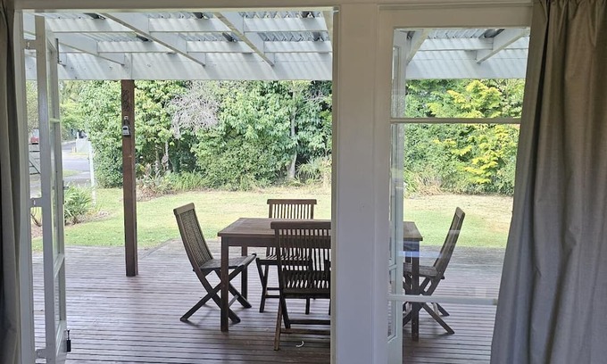 Holdens Bay Casa | Holden's Bay Hideaway MBT