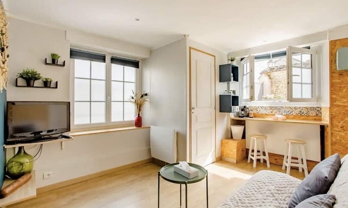 Perigny Cama Y Desayuno | La Charmante Meulière - Studio Indépendant 18m2