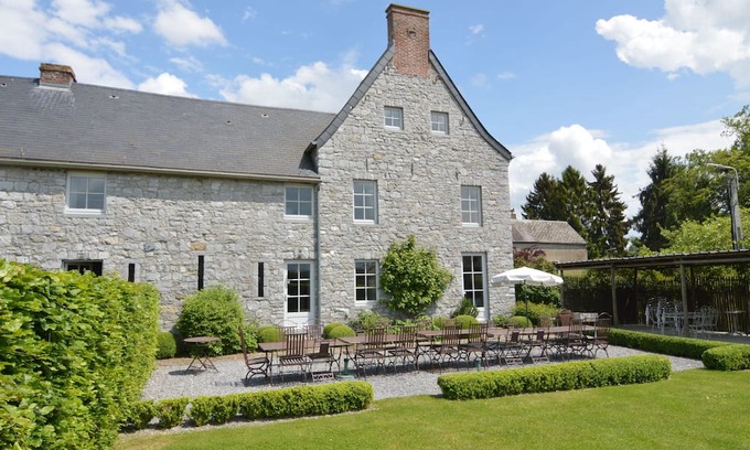 Falaen Casa | Farmhouse with wellness near Maredsous