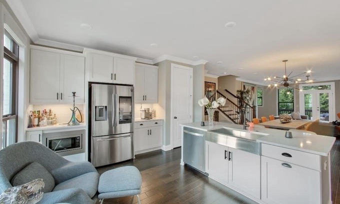 Smyrna Casa | Luxury home with hottub next to brave stadium