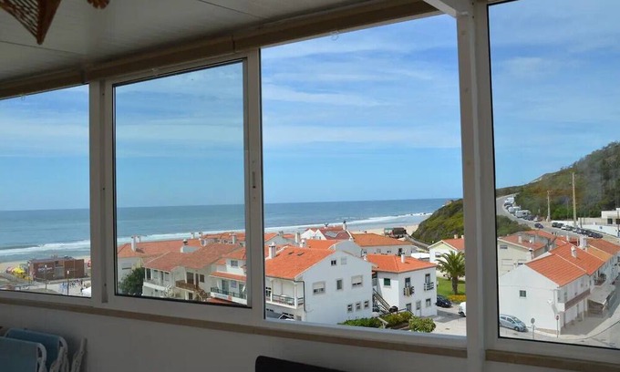 Paredes da Vitoria Condominio | Apartamento c/ Vista Mar - Piscina