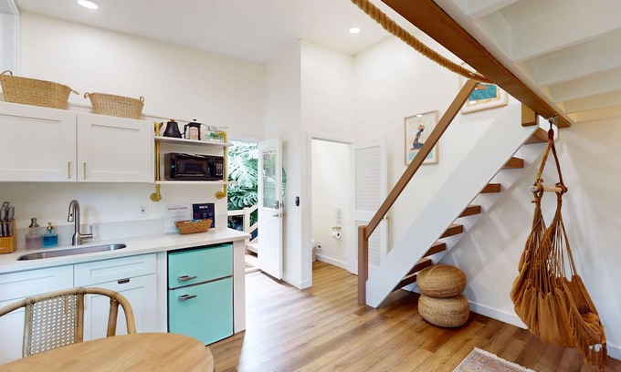 Mililani Apartamento | Gorgeous guest suite in great central location with loft, kitchenette, streaming