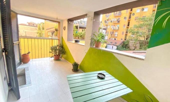 Lambrate Apartamento | Conte Rosso House with double terrace in Lambrate