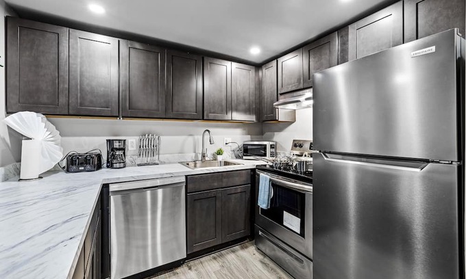 Towson Apartamento | This apartment is a 2 bedroom(s), 2 bathrooms, located in towson, MD.