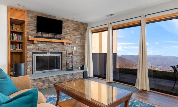 Nellysford Condominio | Cliffs 21 with Wintergreen Advantage