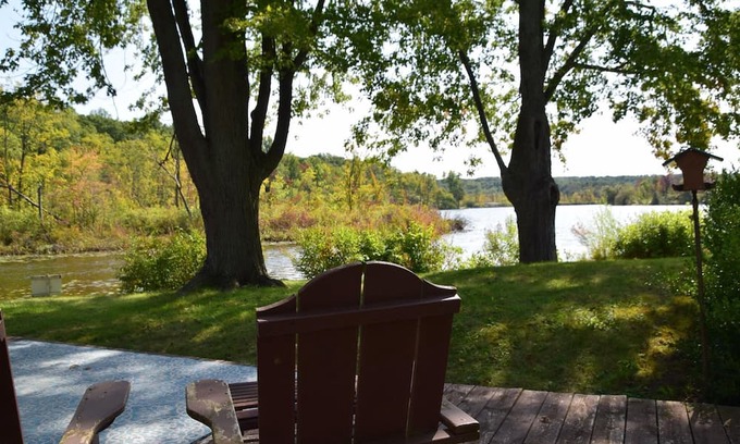 Unadilla Township Casa | Quiet lakefront property, up north feel, on/off water activities, pet friendly