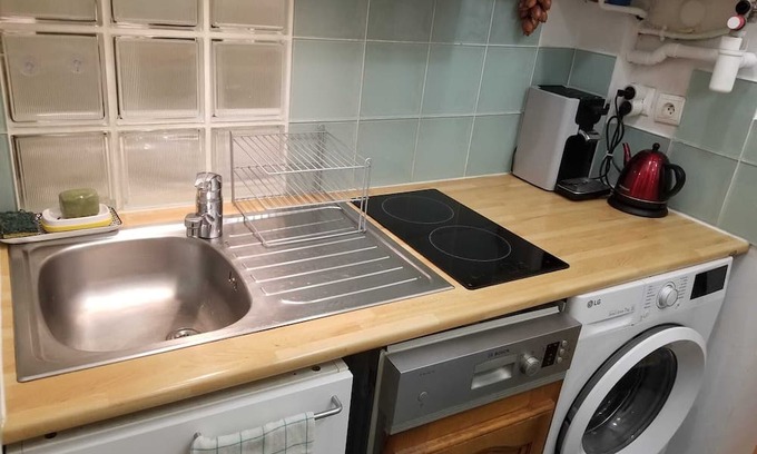 Quartier du Pont-de-Flandre Apartamento | Charming Parisian flat with parking - at the foot of La Villette