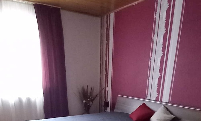 Rugendorf Apartamento | Gemütliche neu Renovierte 80 m2 Ferienwohnung, Auch für Monteure