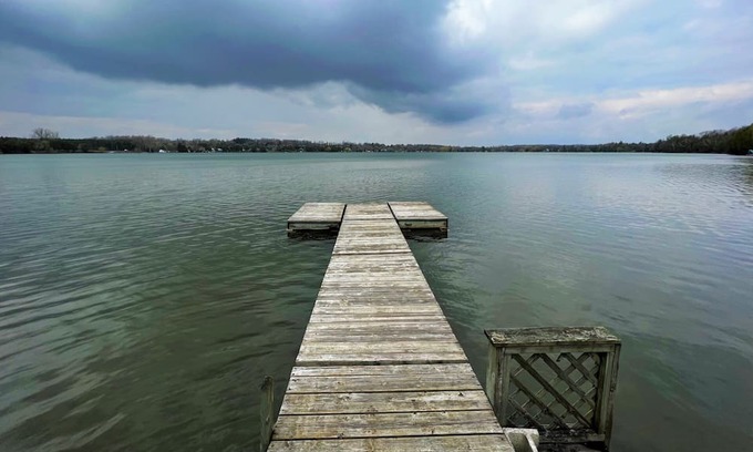 Colborne Cabaña | Southpoint Cottage on Little Lake, Brighton, Ontario!