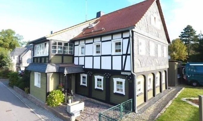 Weifa Apartamento | Ferienwohnung/app. für 7 Gäste mit 56m² in Steinigtwolmsdorf