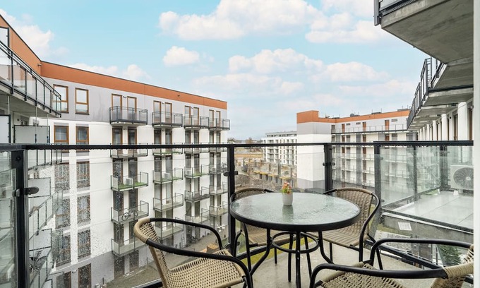 Nowe Miasto Apartamento | Modern Studio Niemena by Renters