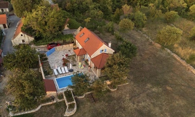 Promina Casa | Peaceful Holiday Home Toma with pool in the National park Krka