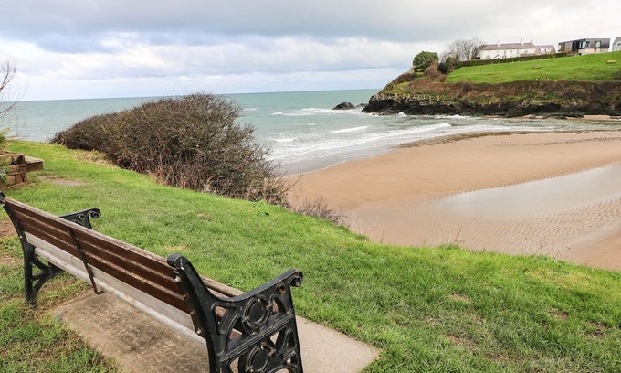 Aberporth Casa | GAZETTE, pet friendly, luxury holiday cottage in Aberporth