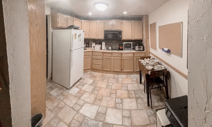 Dotsero Casa | 2-story riverfront home near fishing & hiking with grill, river views, streaming