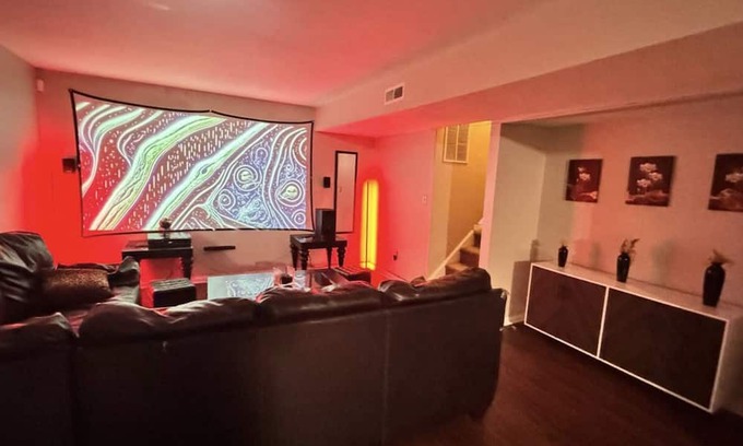 Acton Casa | Midnight Oasis Basketball Court