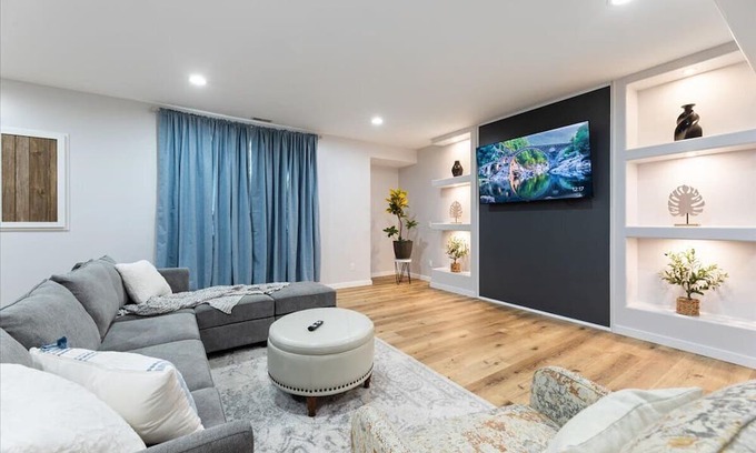 Bellevue Casa | Cozy 1-bedroom- SHARED in the house in peaceful Bellevue
